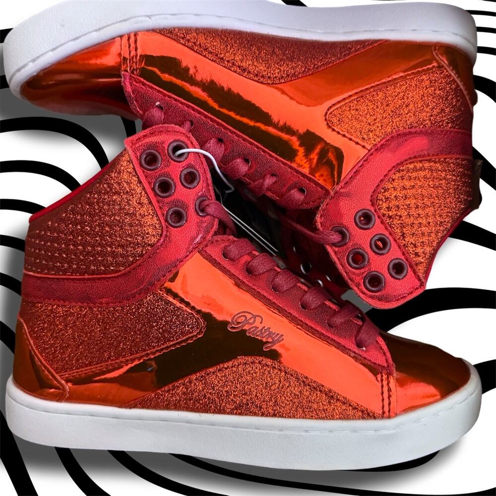 •NWT• Pastry Pop Tart Glitter High Top Sneakers Red Dance Shoes • 5W/ 3UK